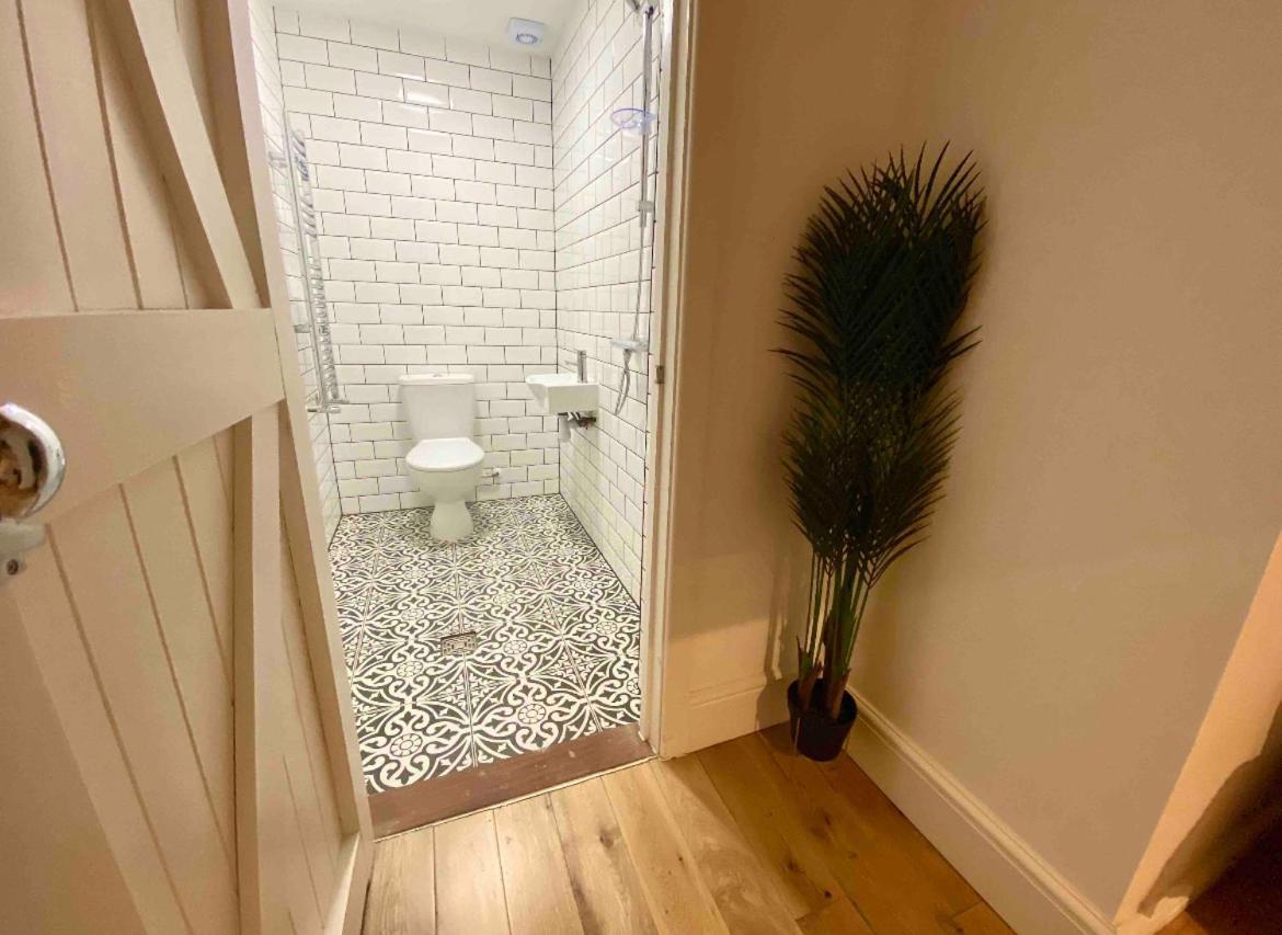 Appartamento Flat 8, 10 St Johns Bournemouth Esterno foto