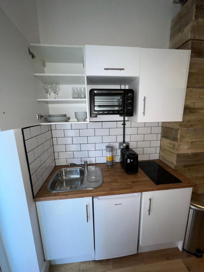 Appartamento Flat 8, 10 St Johns Bournemouth Esterno foto